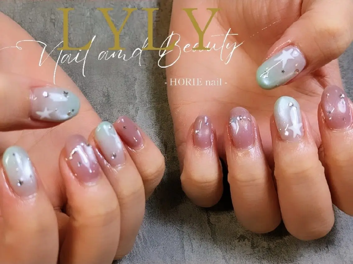 ネイル キラキラネイル LYLY ✾ai✾のネイルデザイン