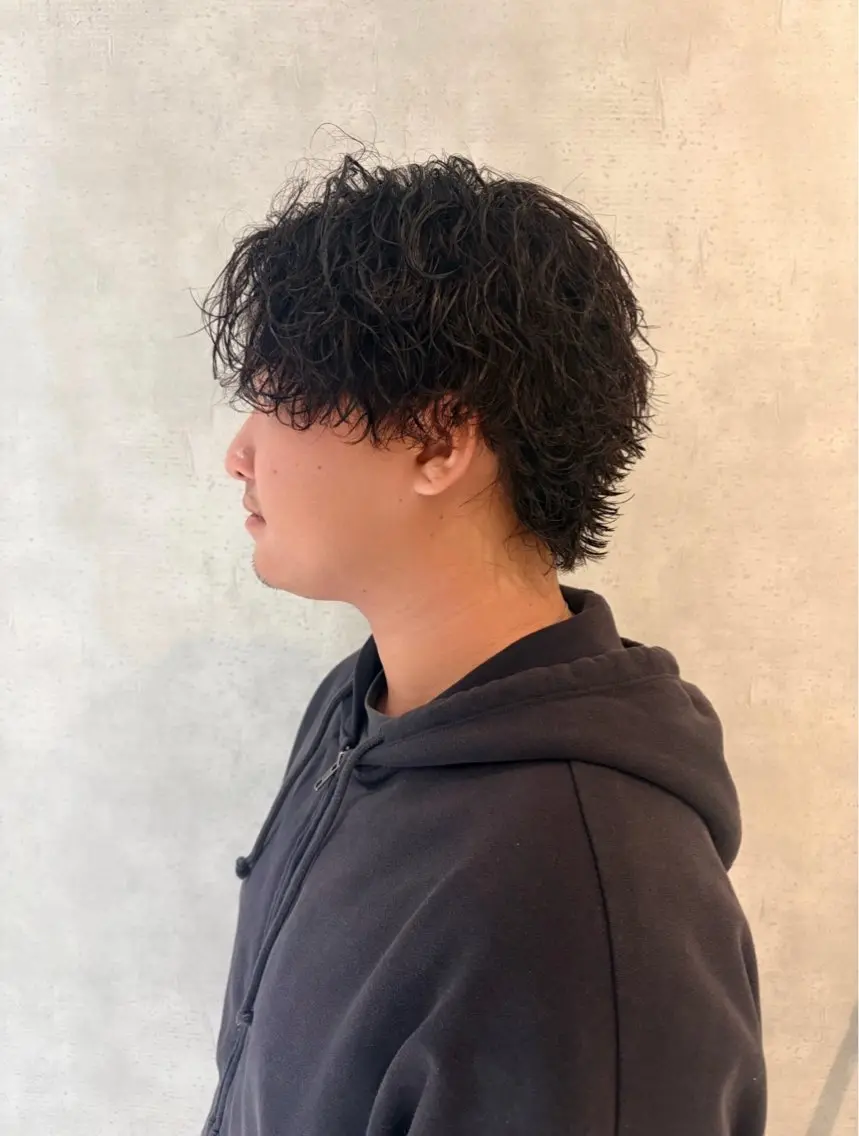 パーマ メンズ メンズパーマ ツイストスパイラルパーマ スパイラルパーマ 中嶋 流生のヘアスタイル