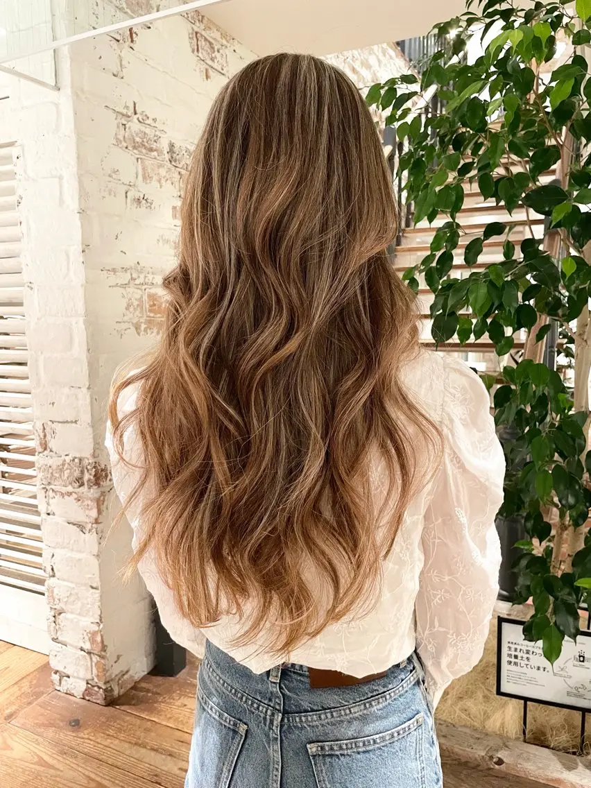 ロング ハイライト 川口 大樹のヘアスタイル