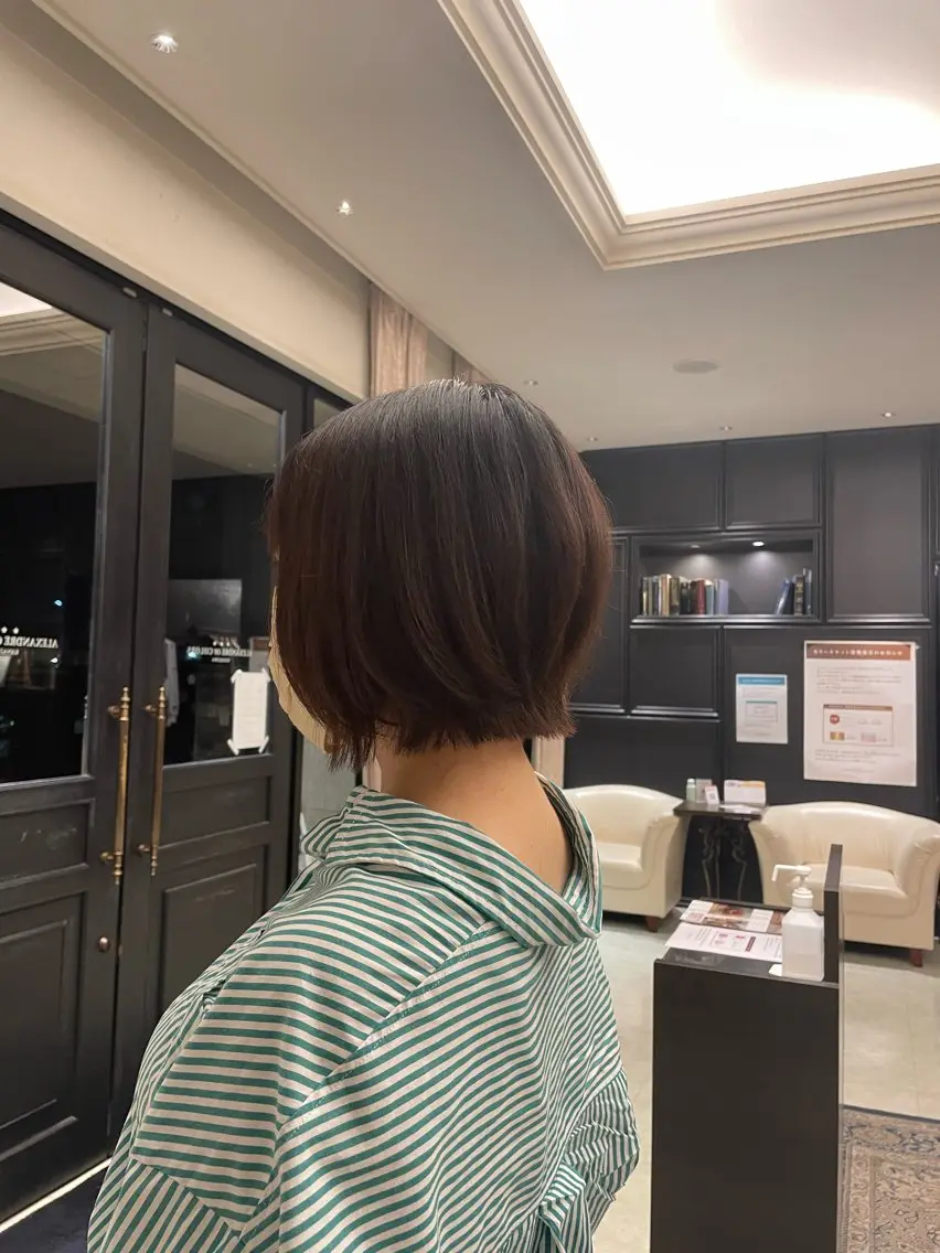 ショート ボブレイヤー ボブ レイヤーカット 長谷 若奈のヘアスタイル