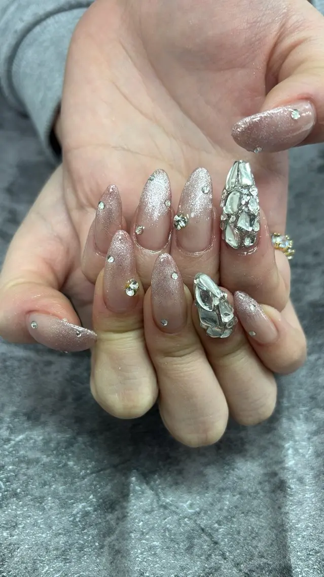 ネイル ハンドネイル brilliant s.kのネイルデザイン