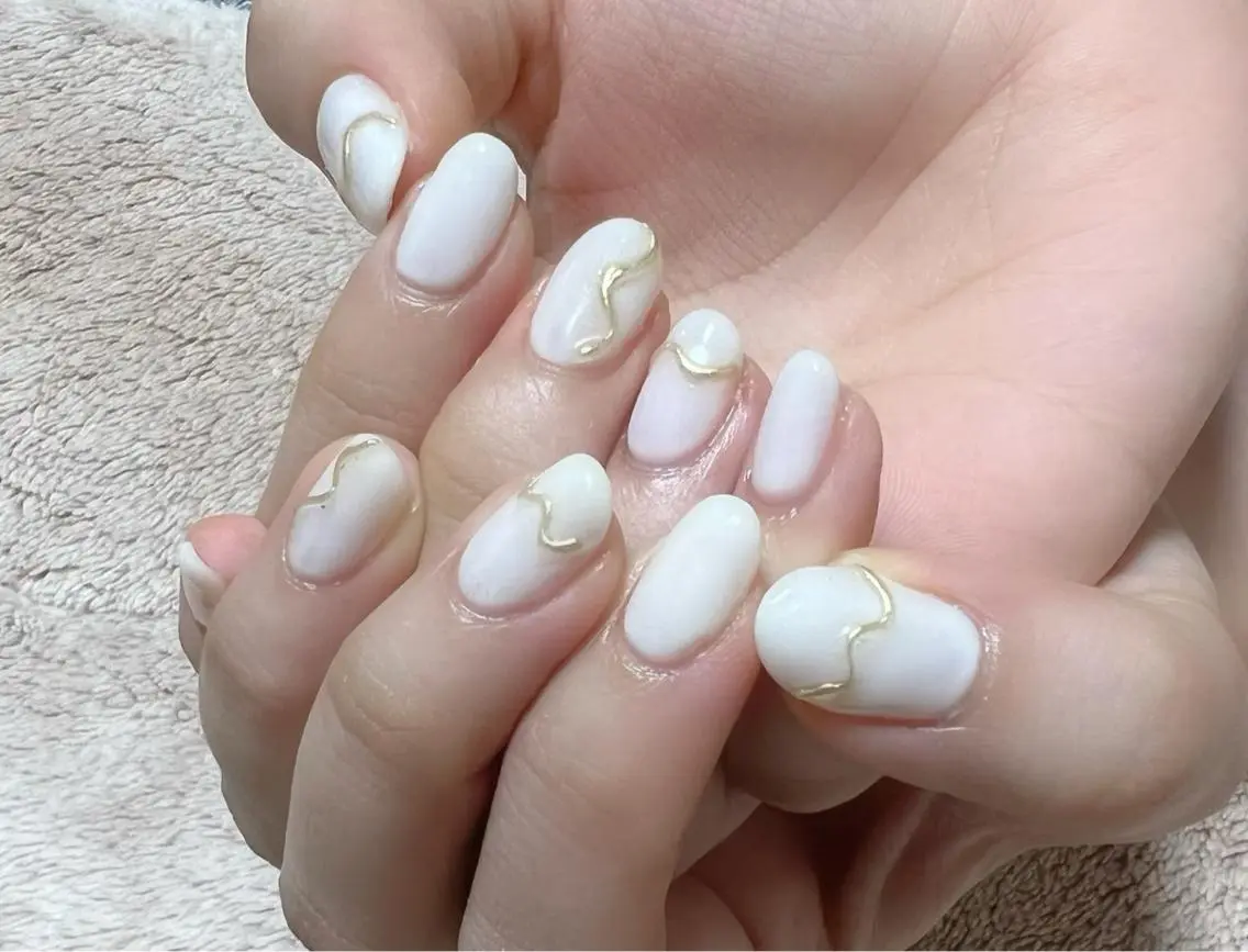 ネイル t. yoshizawaのネイルデザイン