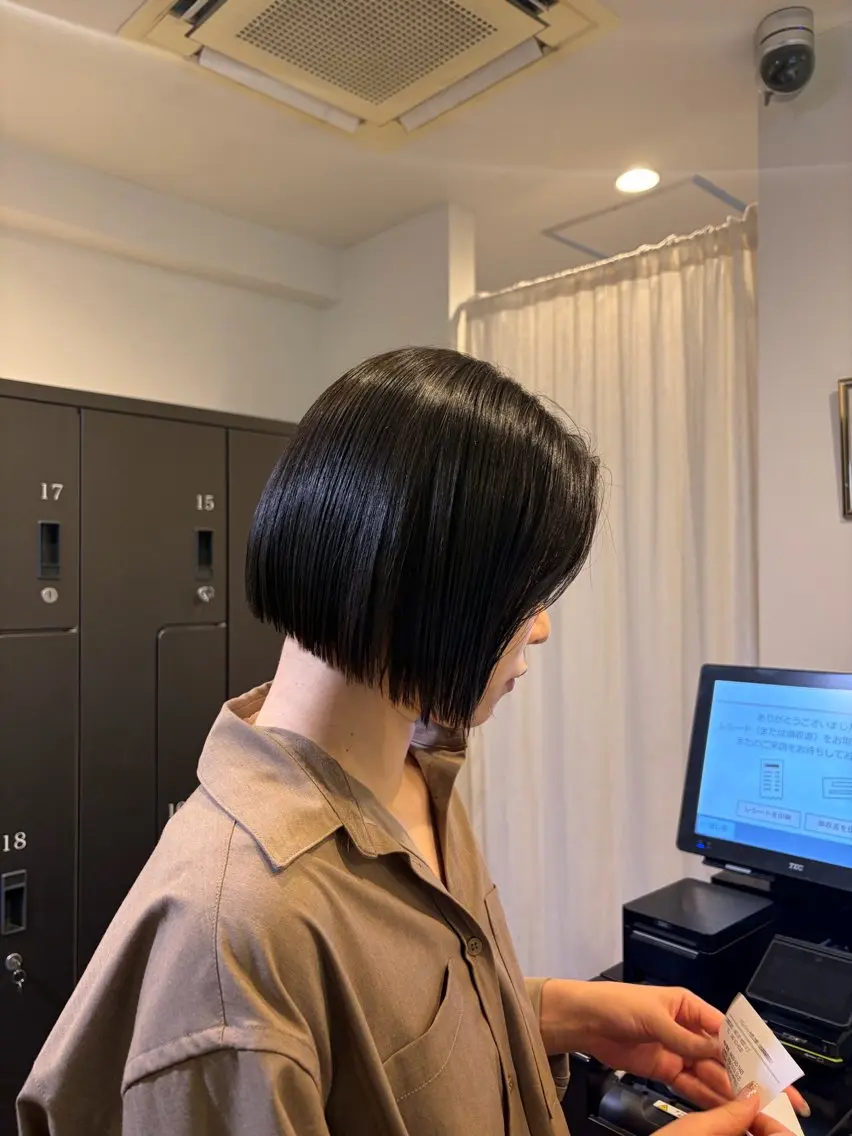ショート カラー カット トリートメント 中川 蓮のヘアスタイル