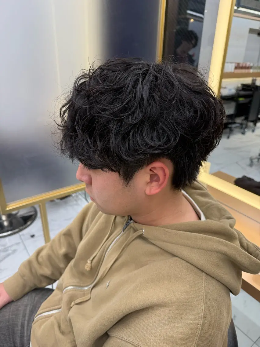 パーマ 本田 有里のヘアスタイル
