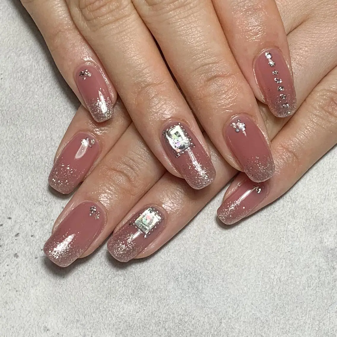 ネイル ハンドネイル FIORITURA aiのネイルデザイン