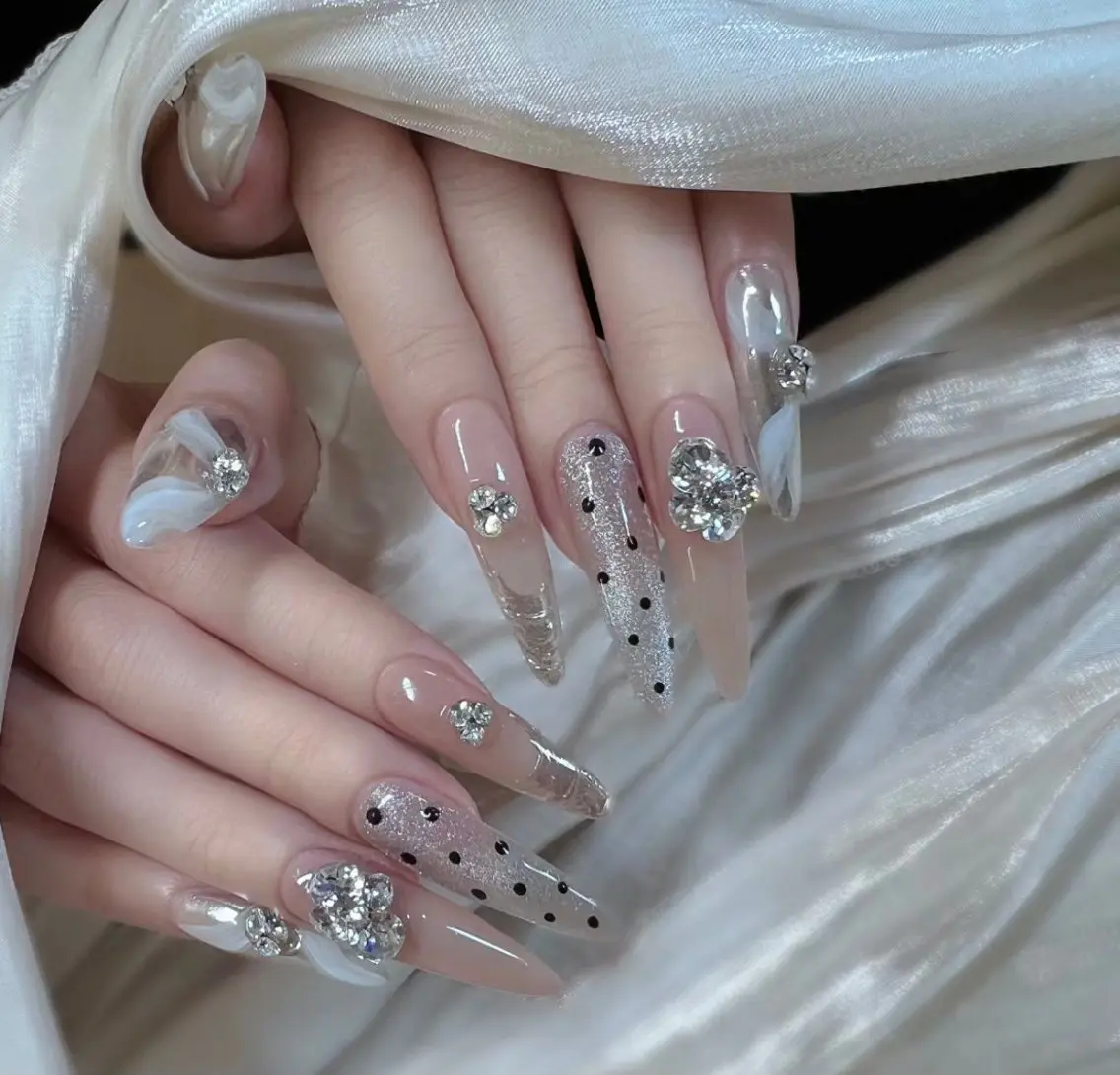 ネイル ハンドネイル D-BEAUTY Nailsalonのネイルデザイン