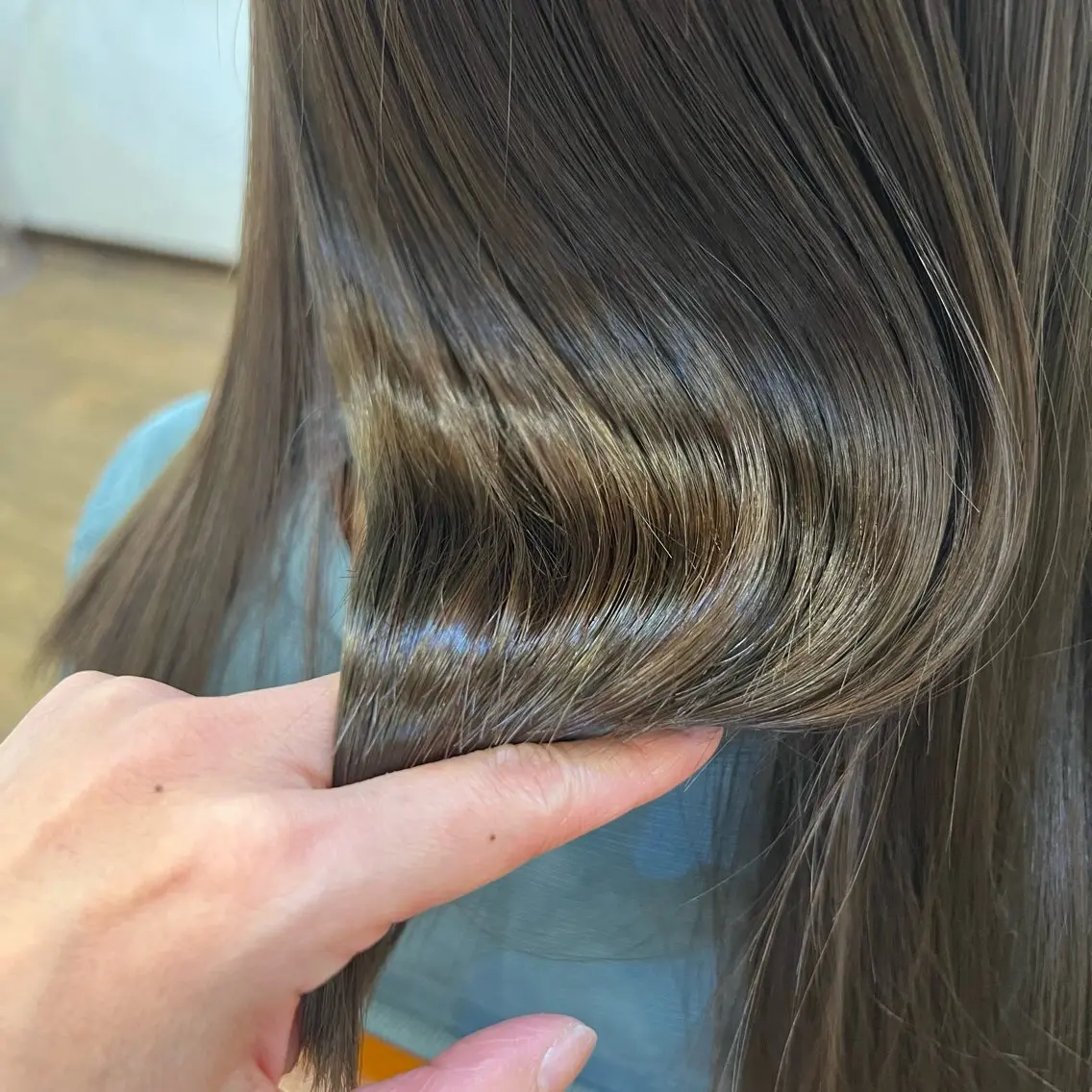 ミディアム 田中 はるなのヘアスタイル