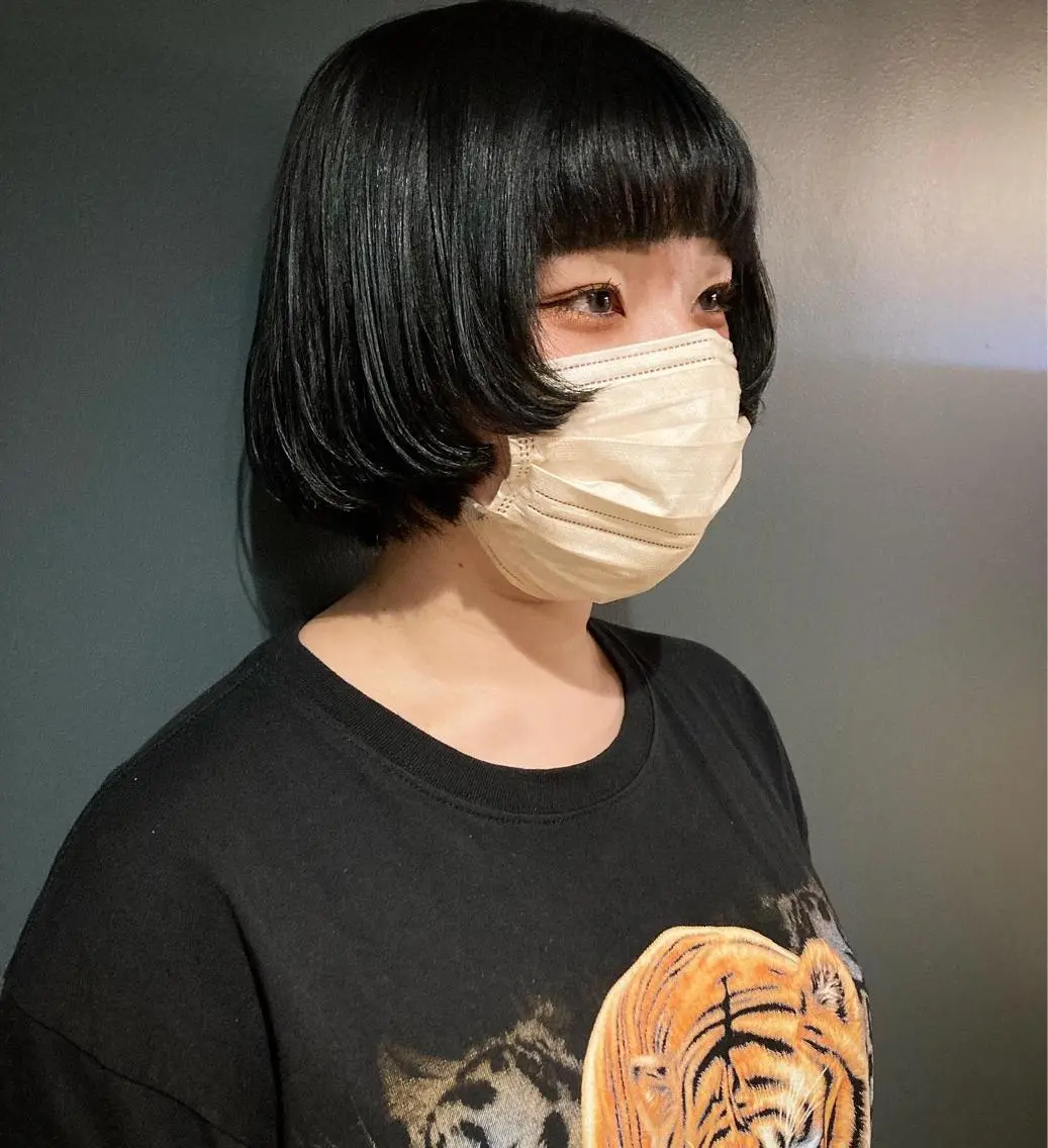 ショート カラー ショートボブ 黒髪 ブルーカラー ブルーブラック ボブ カット ヘアカラー トリートメント ヘッドスパ スキバサミを使わない カット🌼唯🌼のヘアスタイル