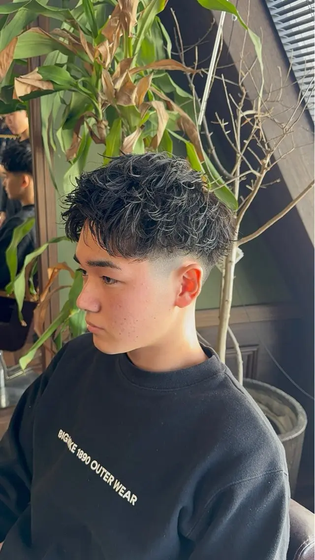 メンズ 井高 洸のヘアスタイル