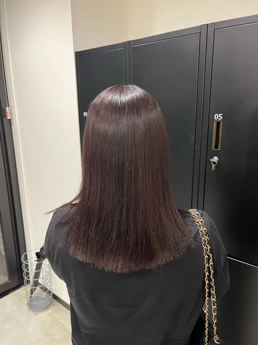 ミディアム トリートメント ヘアカラー ciate MOEのヘアスタイル