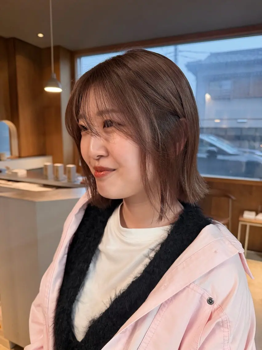 ショート カラー ブリーチ ケアカラー ハイトーンカラー カット ヘアカラー cocoro /レイヤーカットのヘアスタイル
