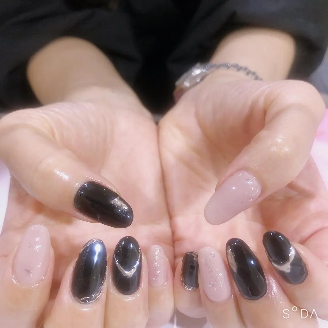 ネイル ニュアンスネイル ハンドネイル 吉野✨ ネイルデザイナー✨のネイルデザイン