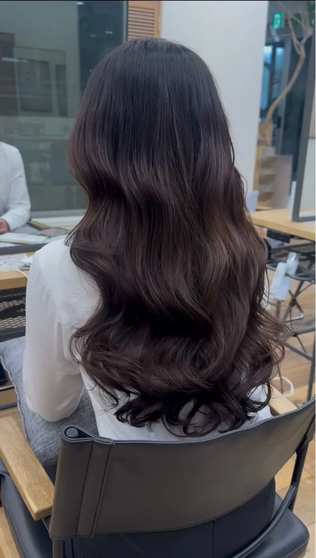 ロング パーマ パーマ 山下 莉歩のヘアスタイル