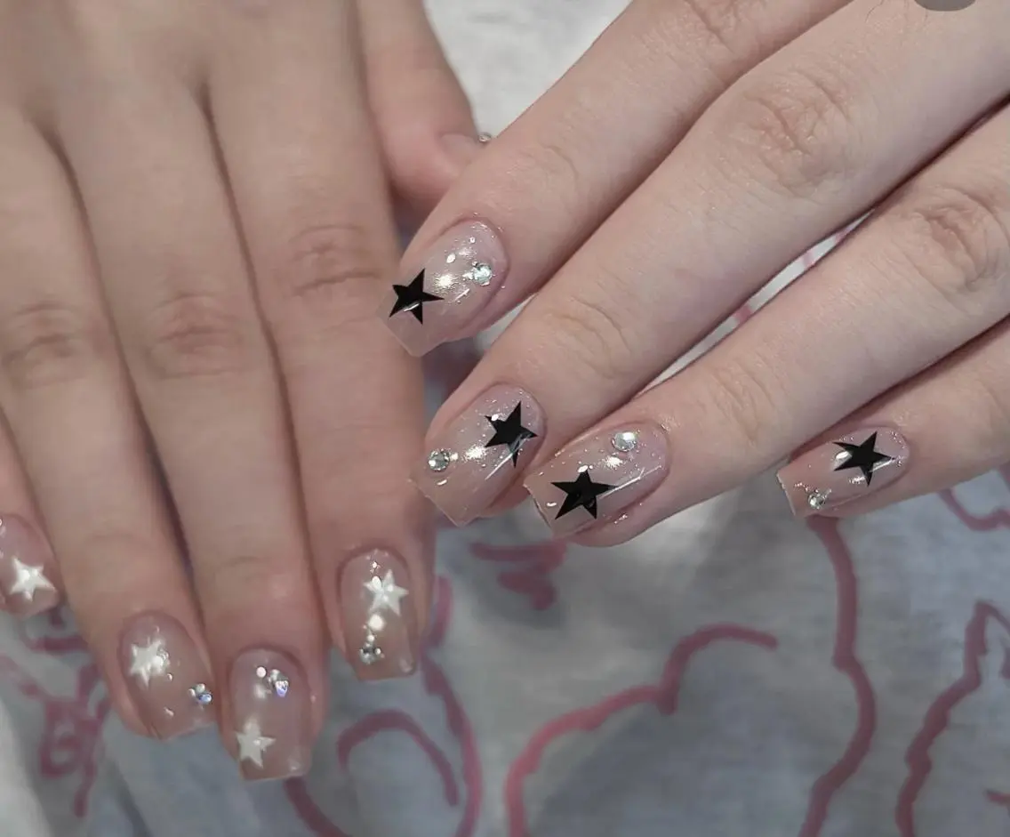 ネイル ハンドネイル 🎀 NaNa_nailのネイルデザイン