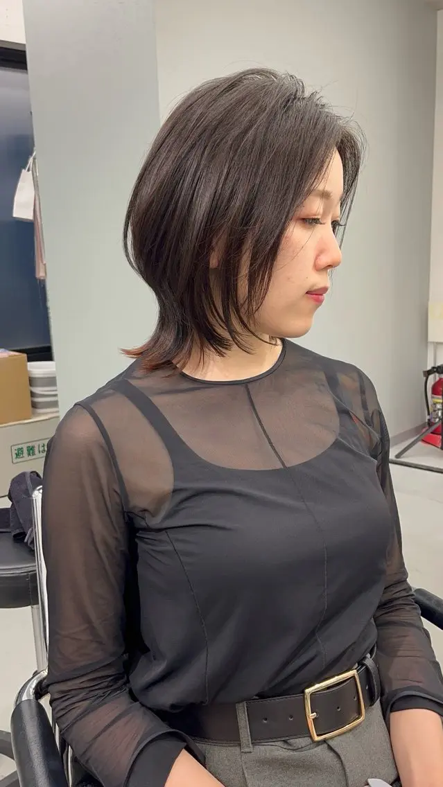 レディースウルフカット（受付時間17:00​〜​18:00)の写真