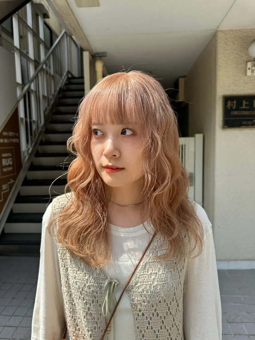 セミロング カット ヘアカラー 🧣misaki 🧣のヘアスタイル