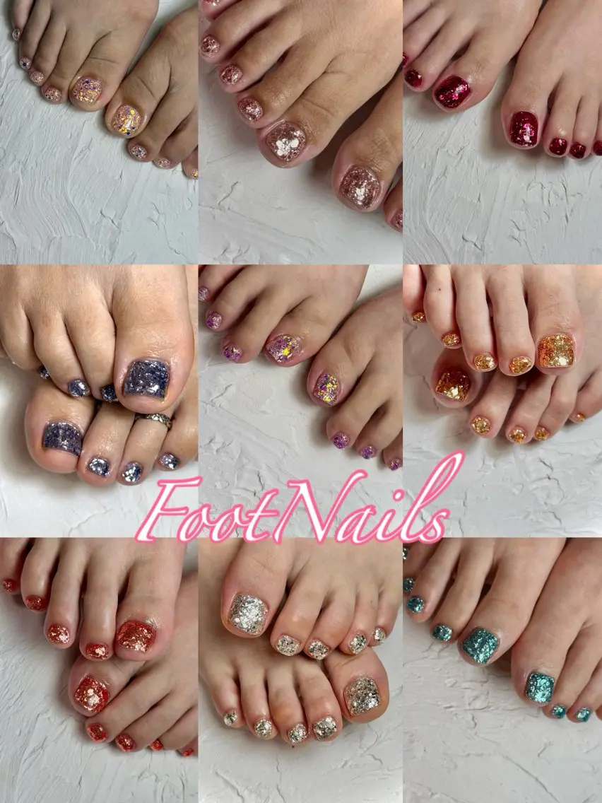 ネイル フットネイル ホログラムネイル キラキラネイル フットネイル ✾ NailRoom Latina🌻💓のネイルデザイン