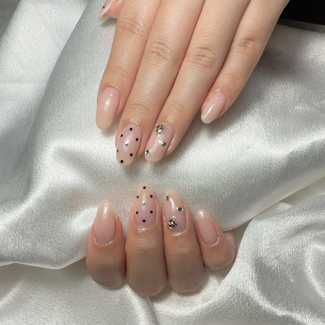 ネイル ハンドネイル 🎀NAIL RONI🎀のネイルデザイン