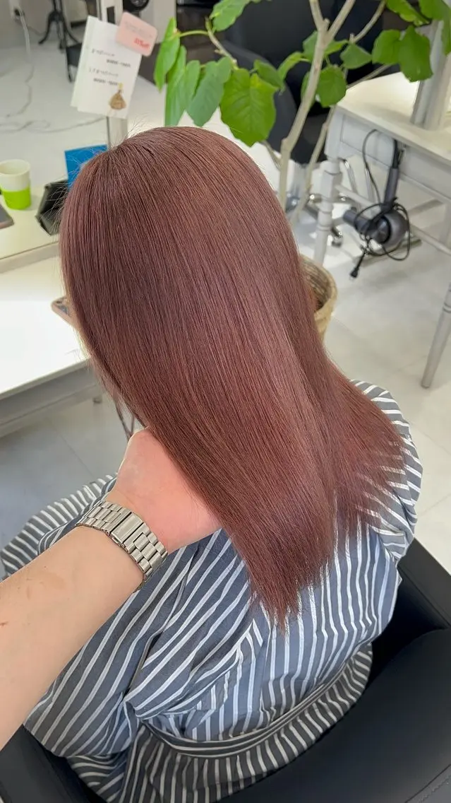 ミディアム カラー ベージュカラー ブリーチ ケアブリーチ ピンクカラー ピンクベージュ カット ヘアカラー 🫧高鹿汰一髪質改善 /白髪ぼかし🫧のヘアスタイル