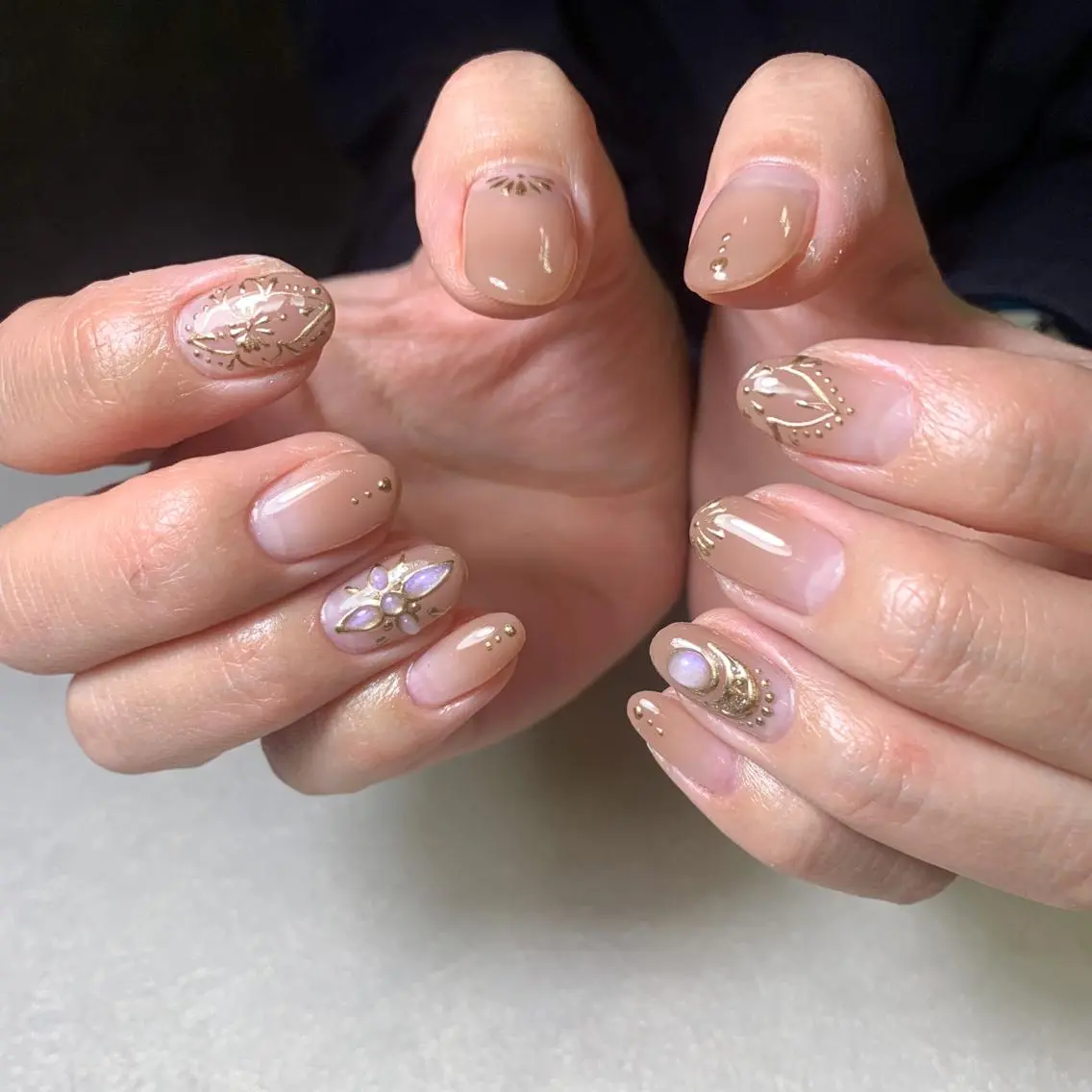ネイル ハンドネイル FIORITURA aiのネイルデザイン