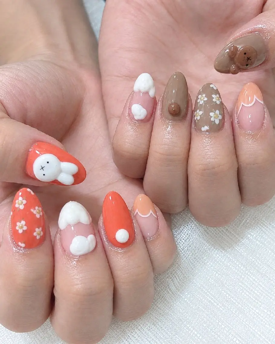 ネイル ハンドネイル GLOW×NAIL MAKOTOのネイルデザイン