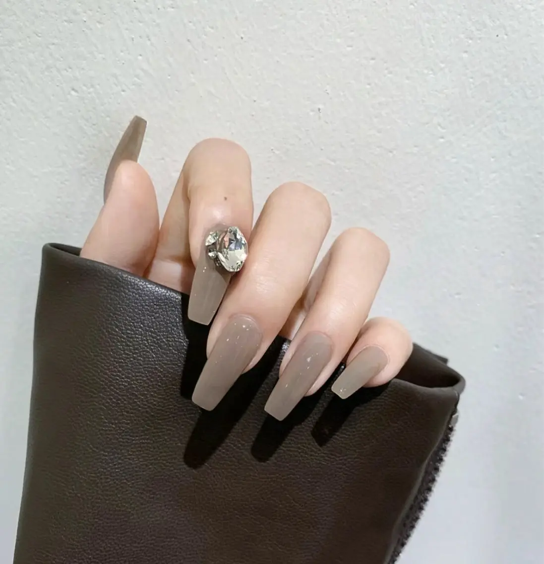 期間限定🔥🔥600色以上💅ワンカラーorラメグラチップ長さだし10本💥パーツ2個付き【新規ジェルオフ無料】の写真