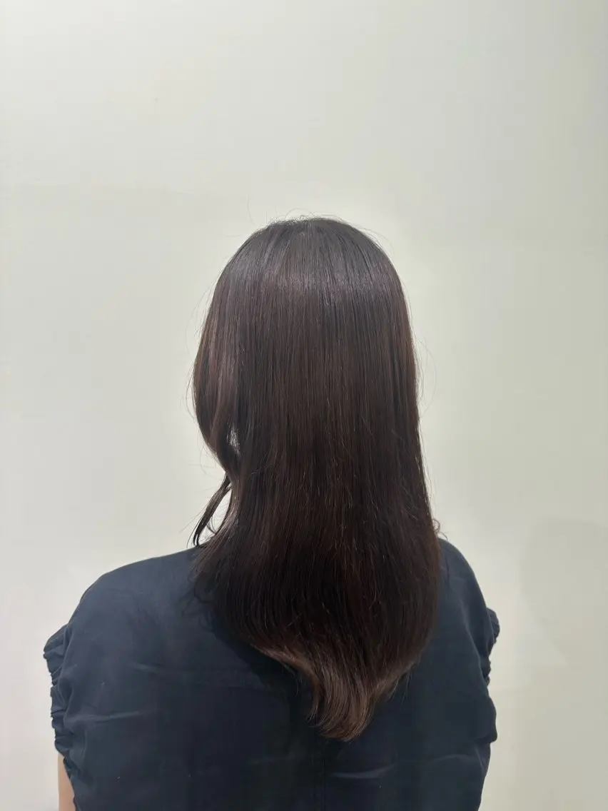 セミロング 縮毛矯正 渡邊 七海のヘアスタイル