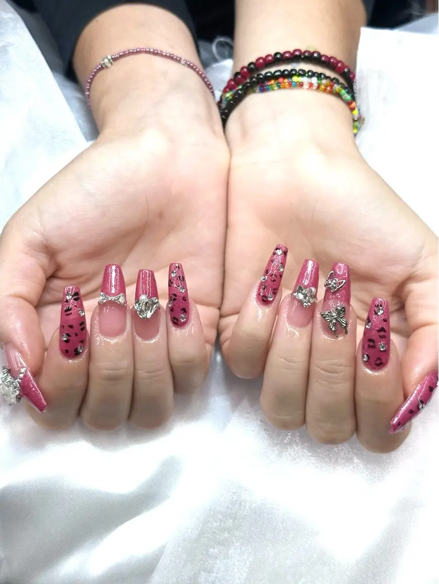 ネイル Iconic Nailのネイルデザイン