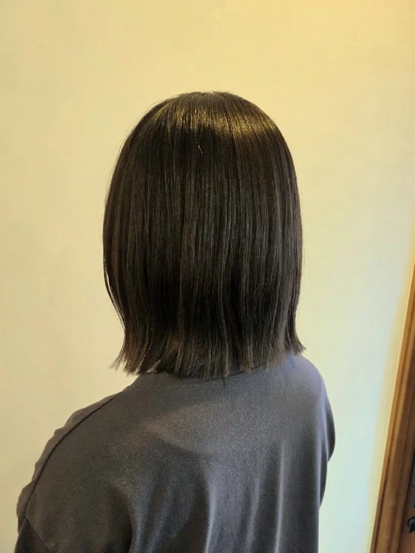 ミディアム 切りっぱなしボブ ボブ 外ハネヘア 中原 陽菜のヘアスタイル