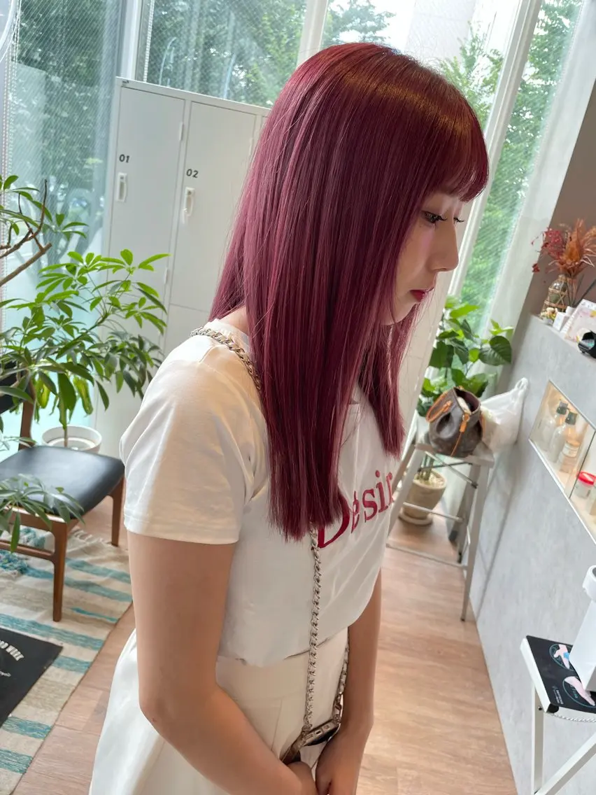 セミロング カラー ピンクカラー yoshi （髙橋）のヘアスタイル