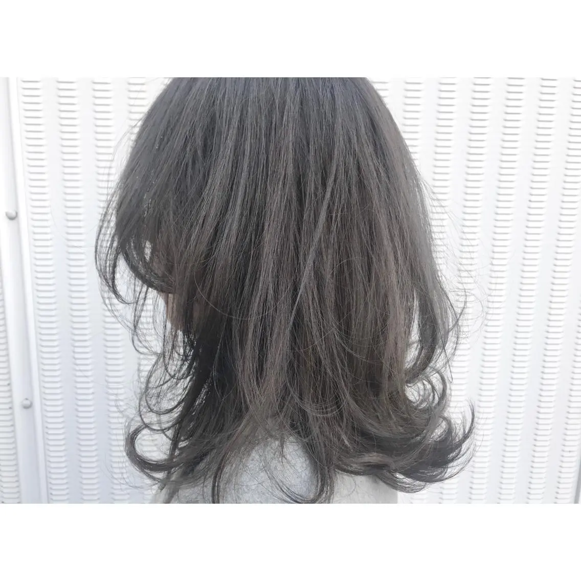 ミディアム カラー 伸ばしかけ レイヤーカット カット パーマ Musiiik hairのヘアスタイル