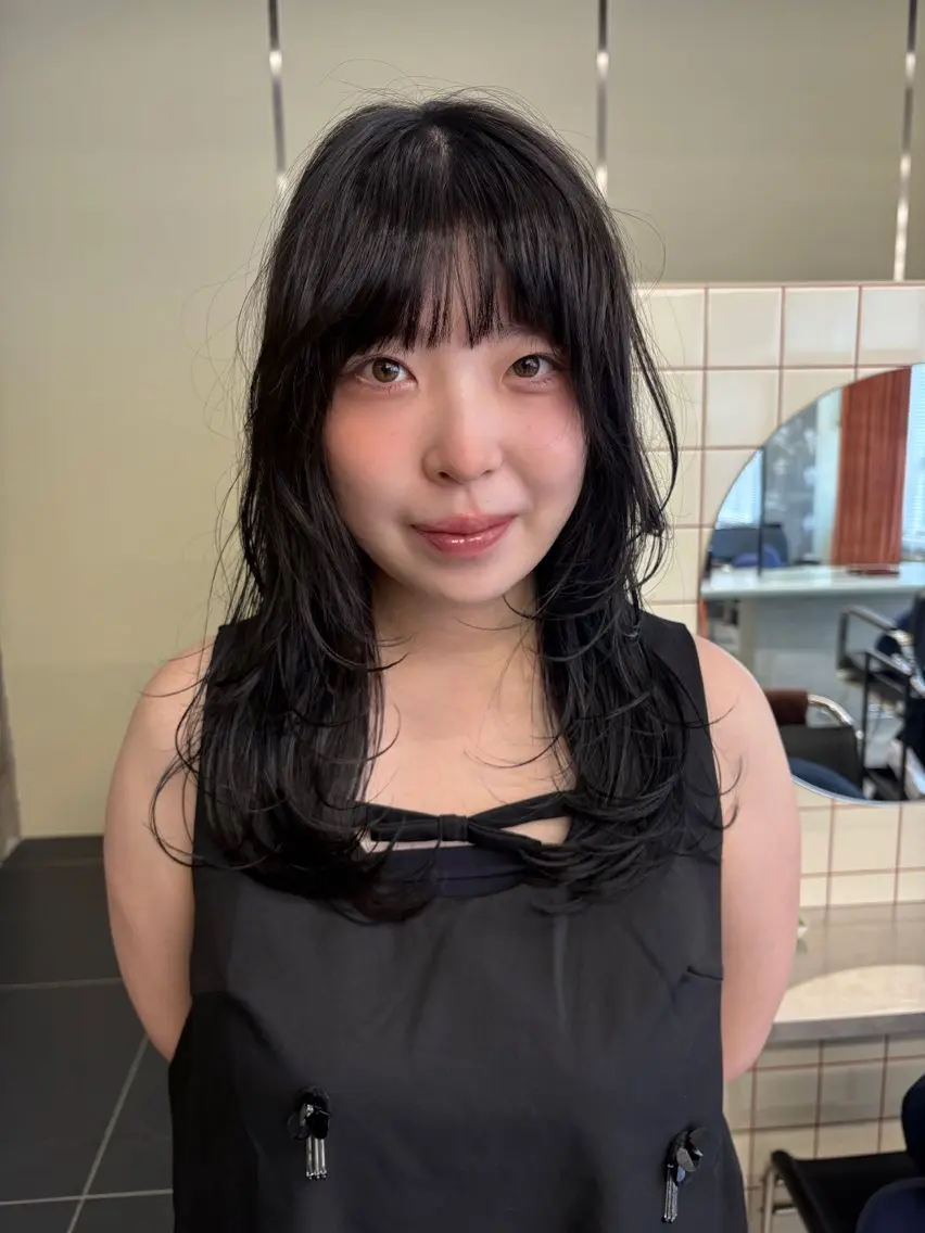 セミロング カット ヘアカラー トリートメント BELLA ナナカのヘアスタイル