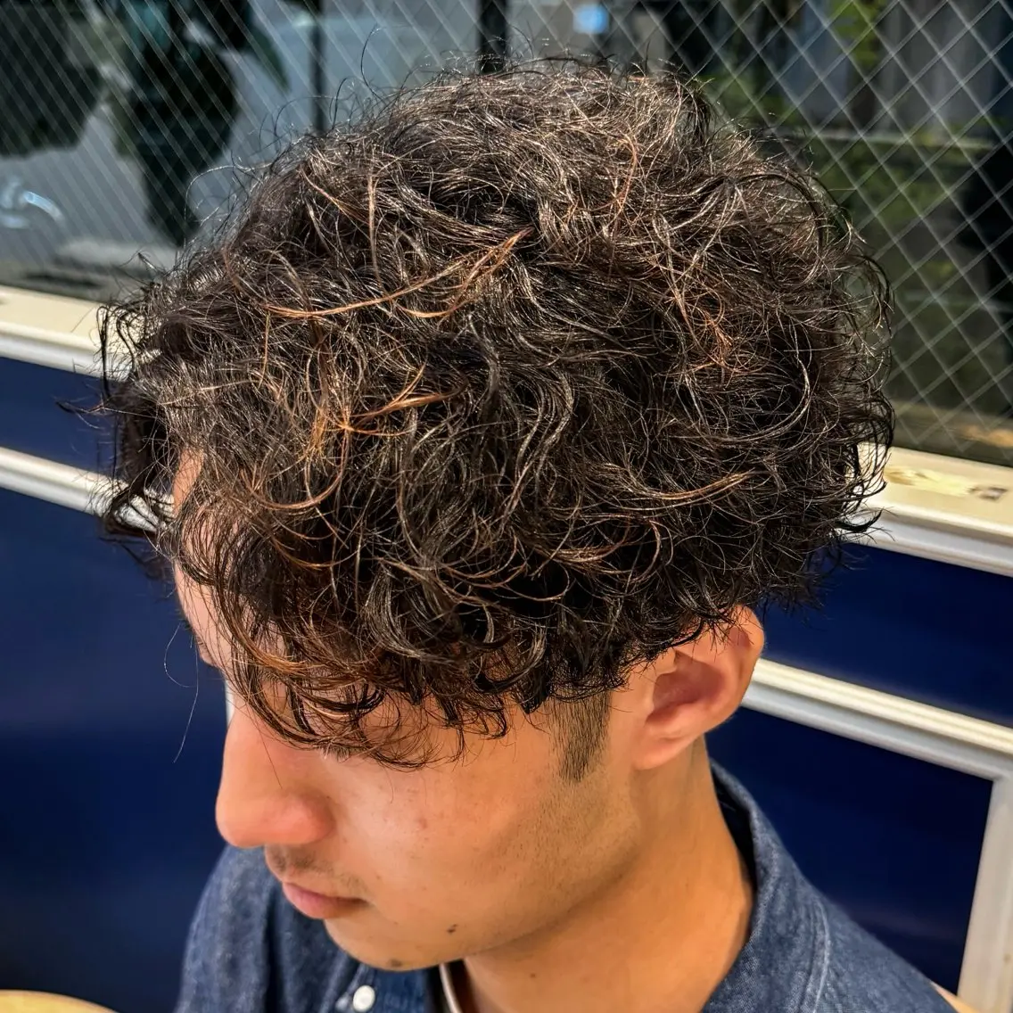 ショート パーマ メンズ メンズパーマ プードルパーマ 波巻きパーマ プードルパーマ カット 吉田 新平のヘアスタイル