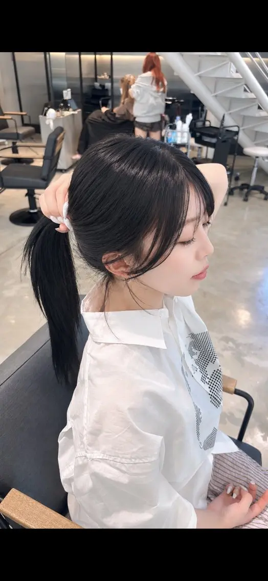 ミディアム 顔まわりレイヤー 顔周りカット 韓国風ヘア レイヤーカット 似合わせカット カット yui/レイヤー/ ラベンダー/似合わせのヘアスタイル
