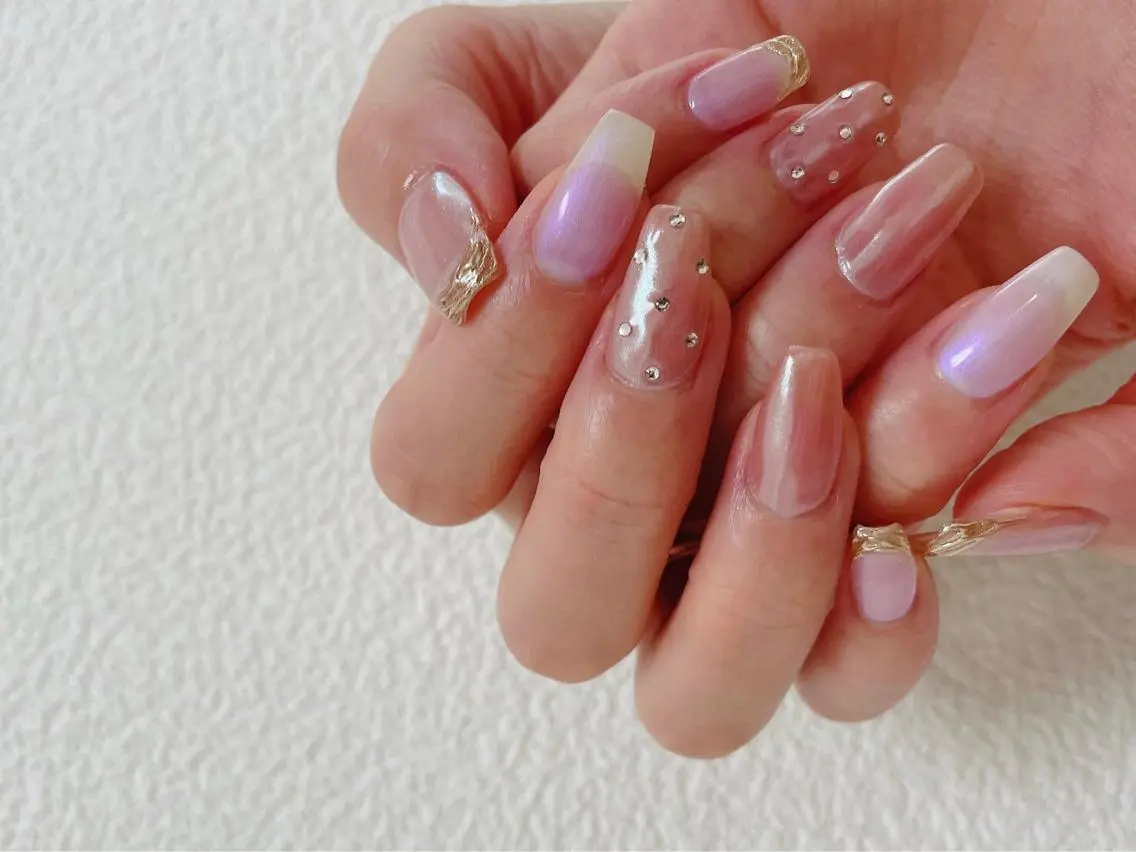 ネイル 桜ネイル フレンチネイル ジェルネイル ガラスフレンチ 韓国ネイル ハンドネイル kiki nail &brow二子玉川のネイルデザイン