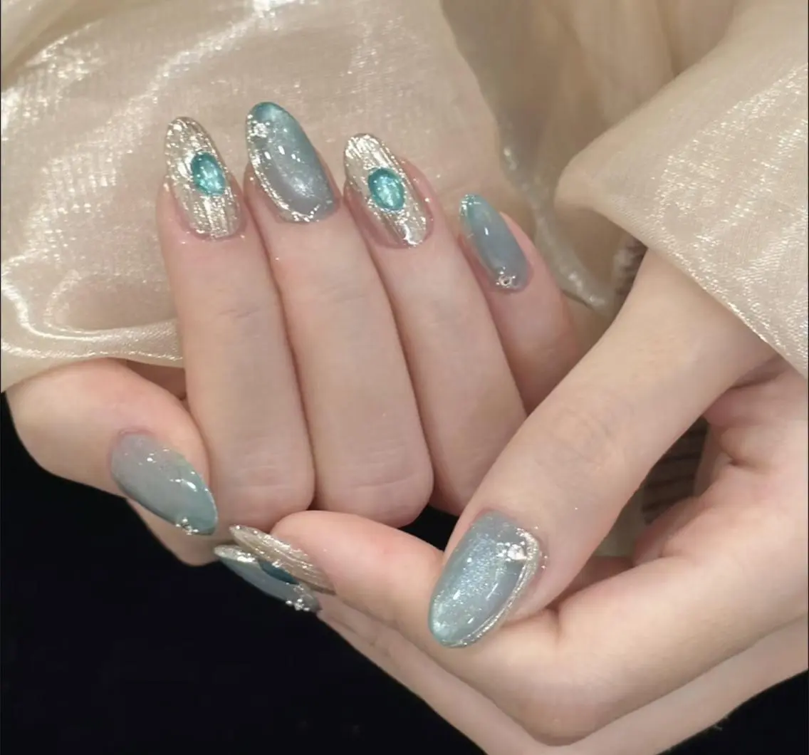 ネイル ハンドネイル 🎀 Ayaka_nailのネイルデザイン