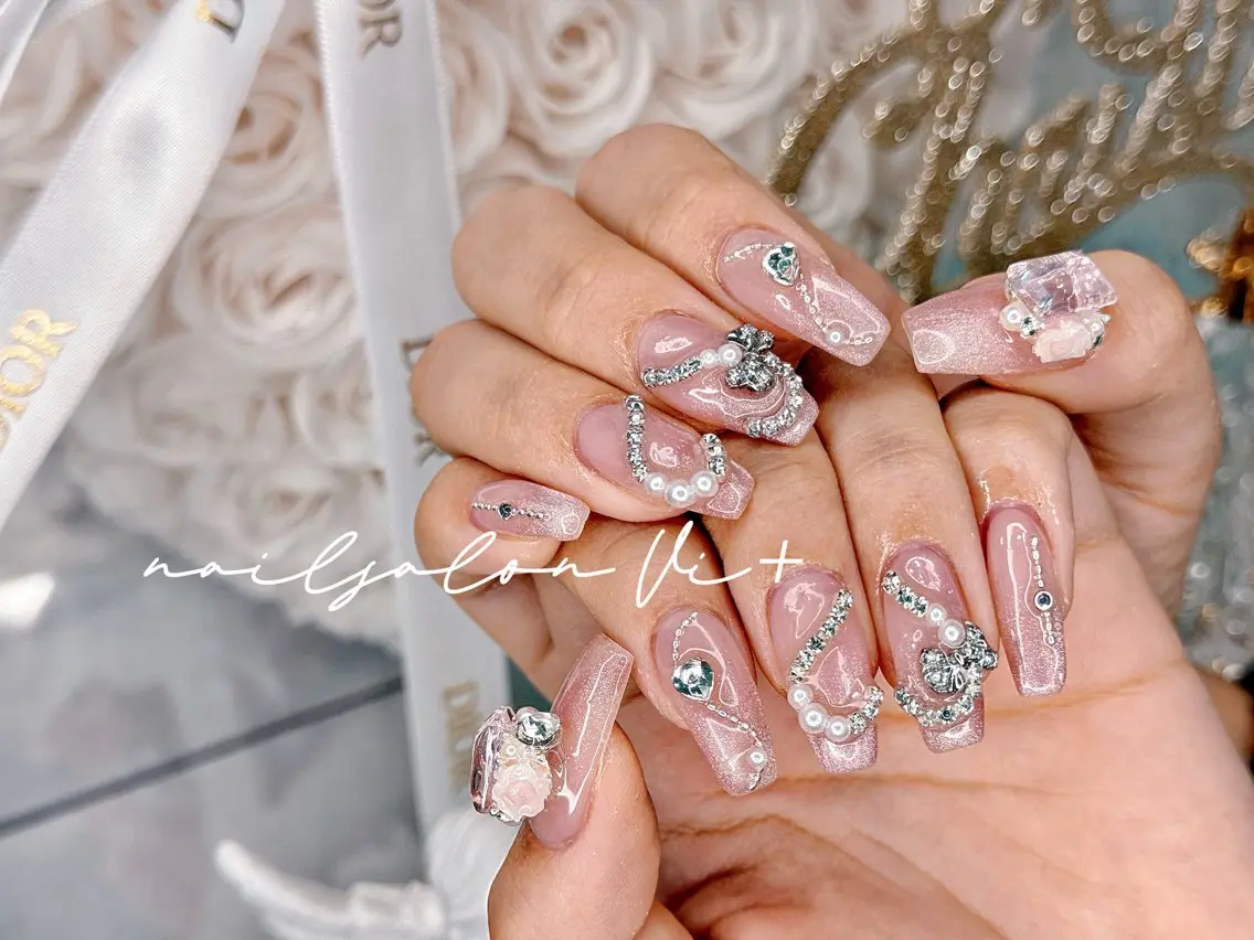 ネイル ハンドネイル ✨Nailsalon Vi+✨のネイルデザイン