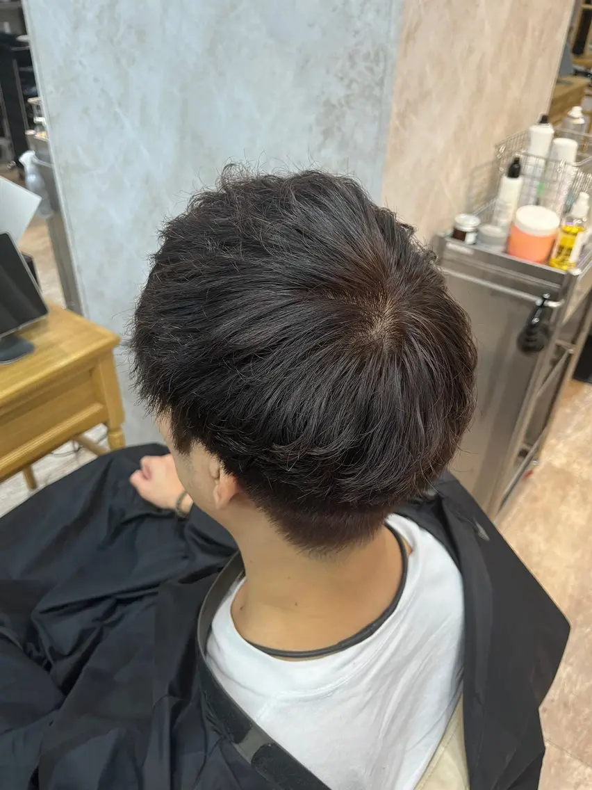 ショート カラー カット 縮毛矯正⚡️カラー いいじまのヘアスタイル