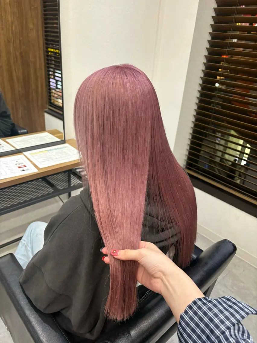 ロング カラー ブリーチ ピンクカラー ヘアカラー トリートメント ENA💗NEXT /ハイトーンエクステのヘアスタイル