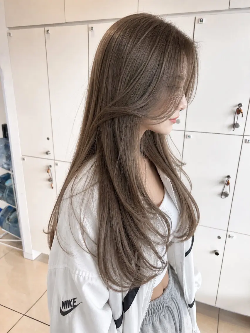ロング カラー カット ヘアカラー トリートメント 金子 直樹のヘアスタイル