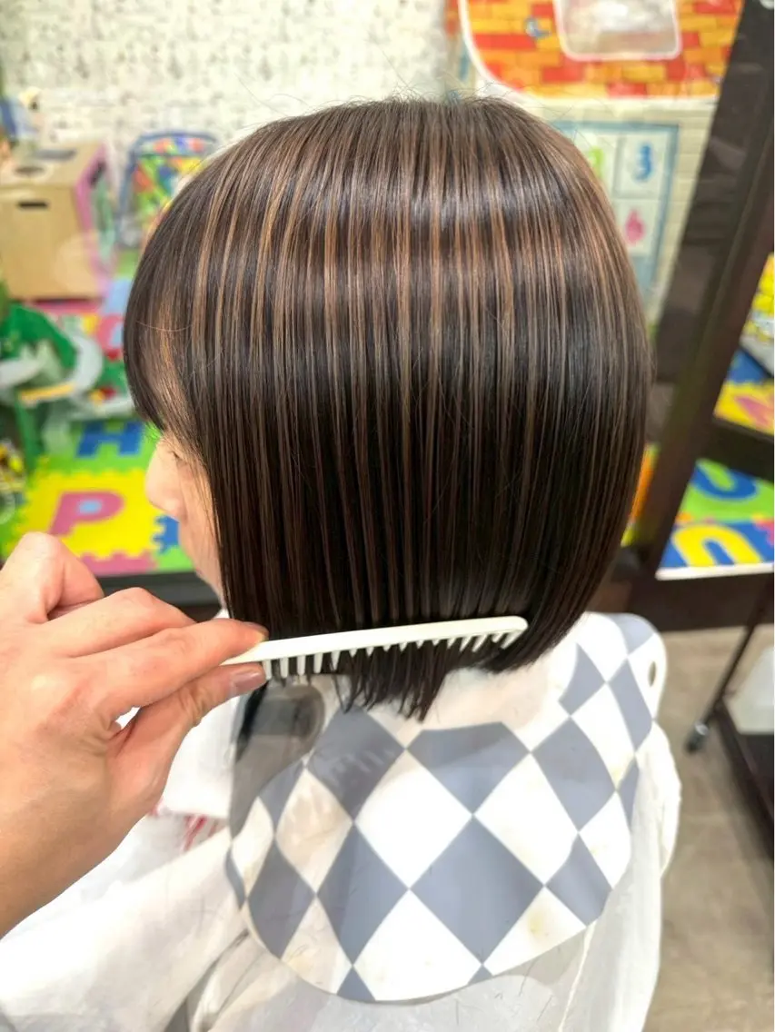 ショート カラー 菅野谷 琉那のヘアスタイル