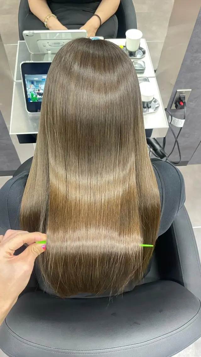 ロング カット ヘアカラー トリートメント CYNTHIADUE 店長｜ IRISUのヘアスタイル