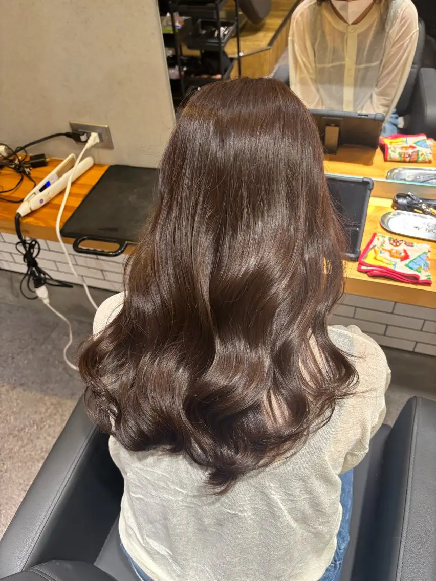 ロング カラー 透明感カラー ヘアカラー フジモト カリンのヘアスタイル