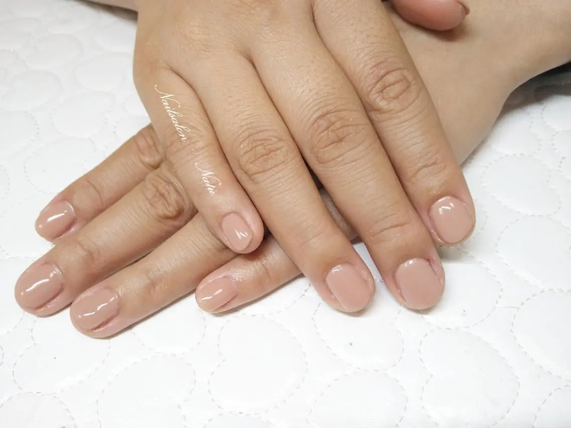 ネイル ラメ(グリッター) ワンカラーネイル nailsalon Natuのネイルデザイン