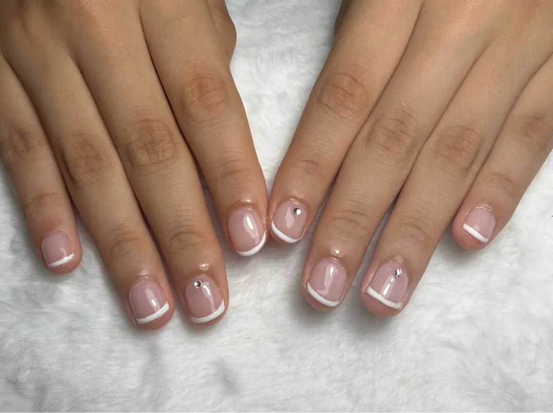 ネイル ハンドネイル 🎀NAIL RONI🎀のネイルデザイン