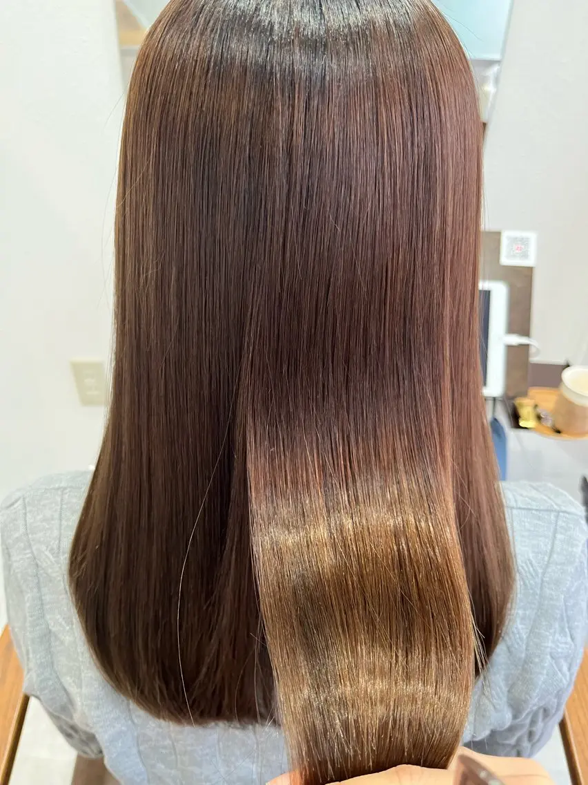 セミロング 髪質改善 トリートメント カット ヘアカラー トリートメント 暖色*ベージュ *くらたあやかのヘアスタイル