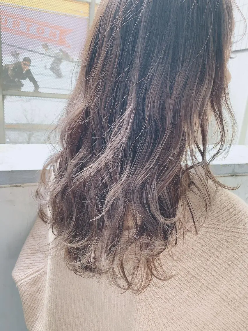 [Refaバブルケア付き］レディースカット＋クイックスパ7分【ReFaファインバブルVEENA】の写真