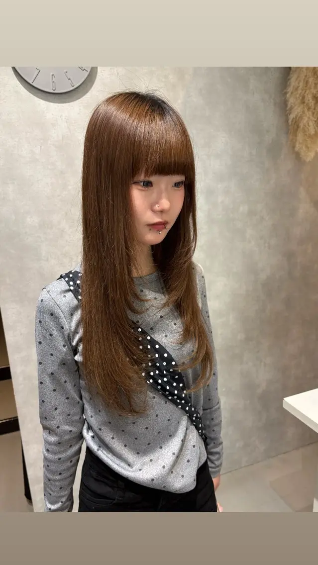 ロング エクステ レイヤーカット エクステ chic  有山 美瑠のヘアスタイル