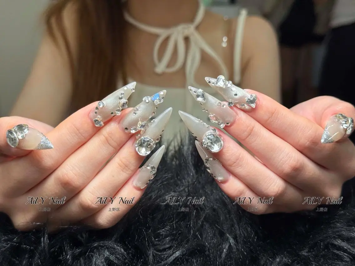 ネイル アートネイル ジェルネイル マグネットネイル ニュアンスネイル シンプルネイル ハンドネイル AiLy Nail 上野店のネイルデザイン
