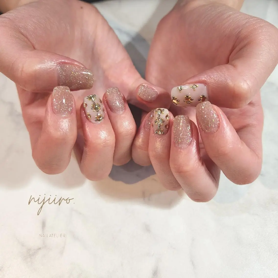 ネイル ハンドネイル nijiiro🌈 サトウのネイルデザイン